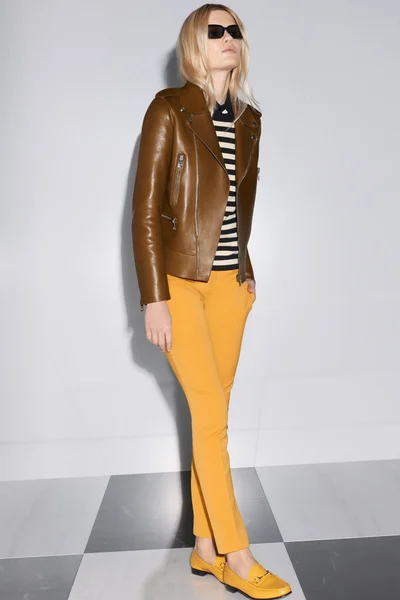 Look 15